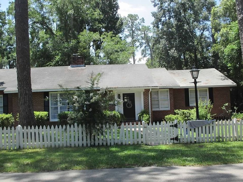 2207 NW 2nd Ave - Property Image