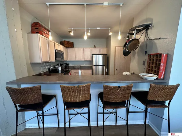 312 S 16th St, Omaha, NE