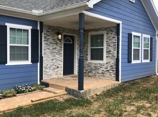 607 Kingston St, Lenoir City, TN 37771