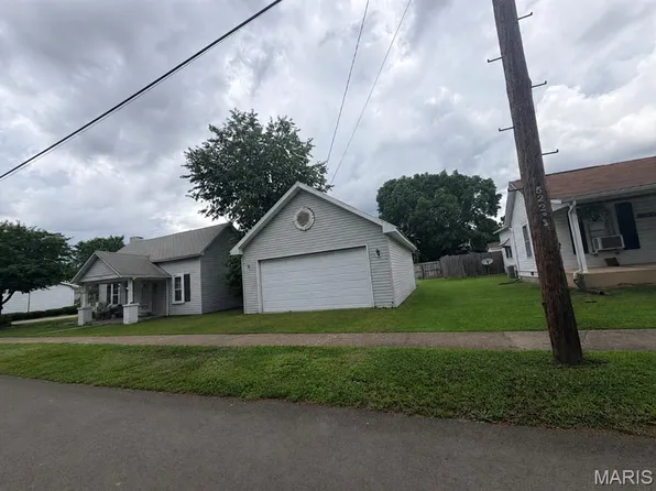 522 Merle St, Bismarck, MO 63624