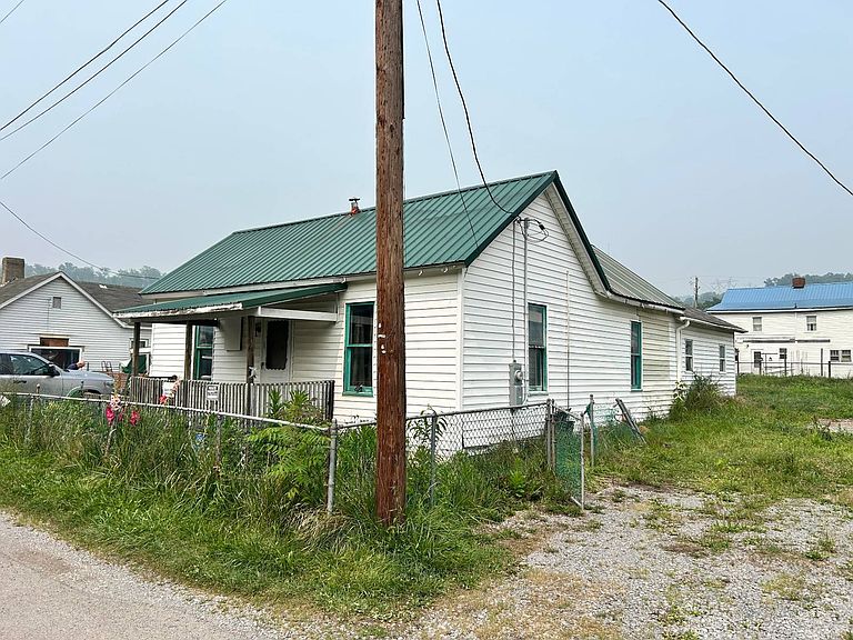 Listing photo 4