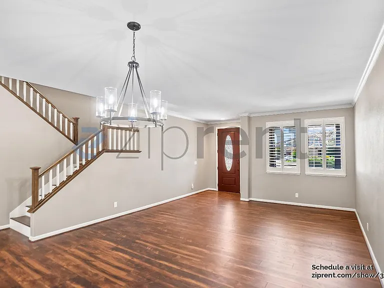 19 Lowell Ct — Photo 6