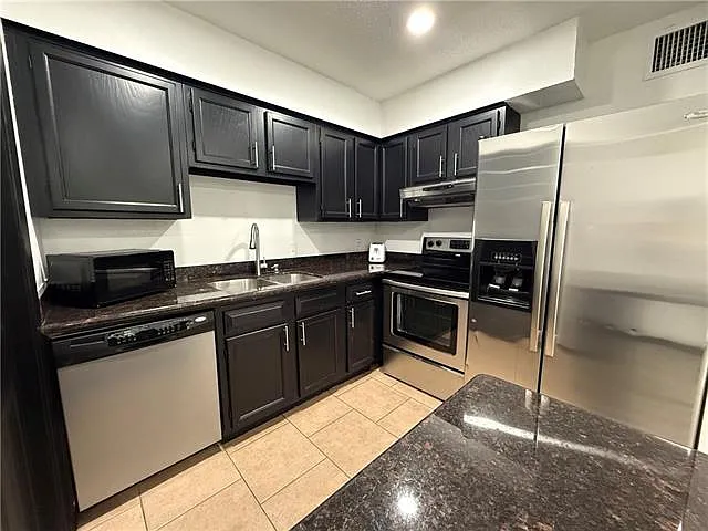 812 Martin Behrman Ave #A — Photo 4