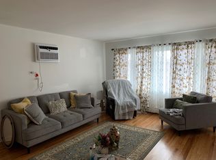8523 W Winnemac Ave #2, Chicago, IL 60656