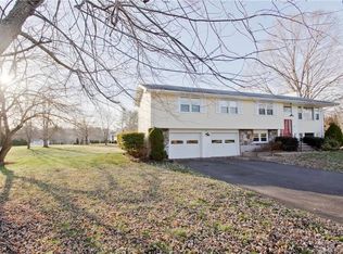 51 Shaker Rd, Somers, CT 06071