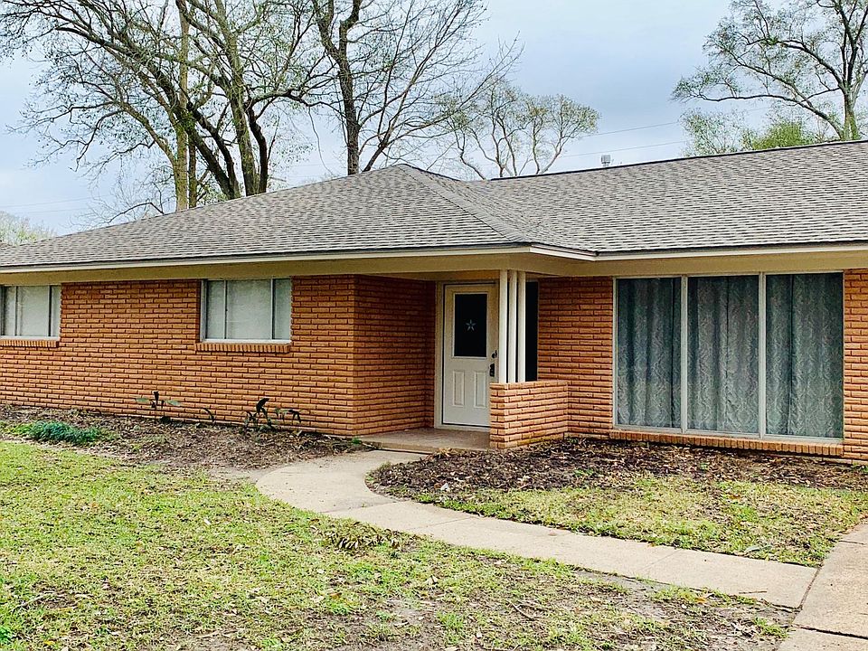 1st image of 3825 Wheat Dr