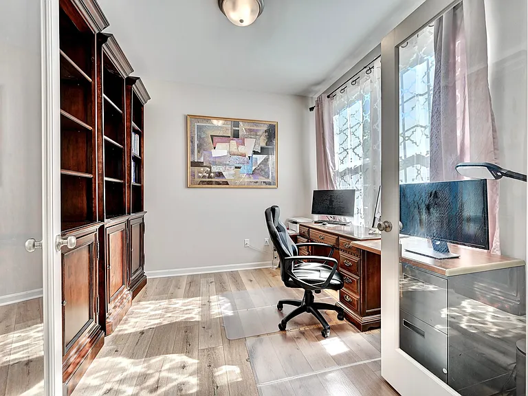 1st Floor Office