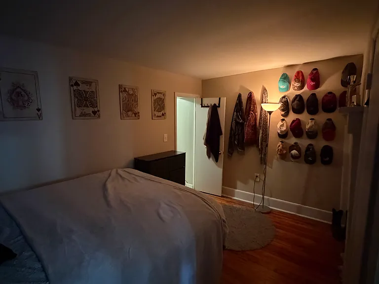 44 Parkin St — Photo 9