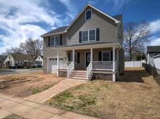 5 Jenesee Ct, Woodbridge, NJ