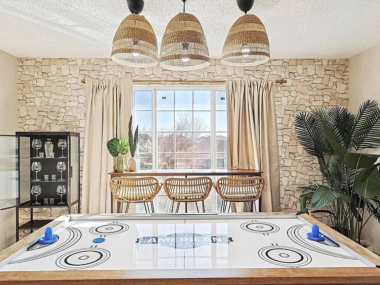 708 Azalea Dr — Photo 38
