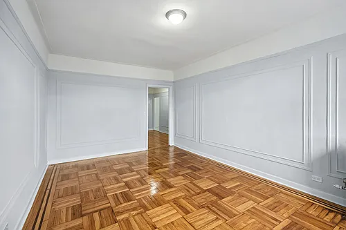 2175 Cedar Ave Photo 1