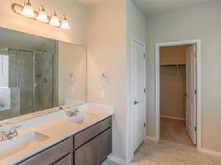 204 Rollingwood Dr — Photo 16