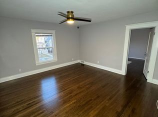 1818 Ashland Ave APT 2, Evanston, IL 60201