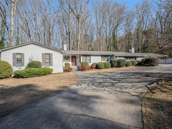 75 Azalea Trl, Carrollton, GA 30116