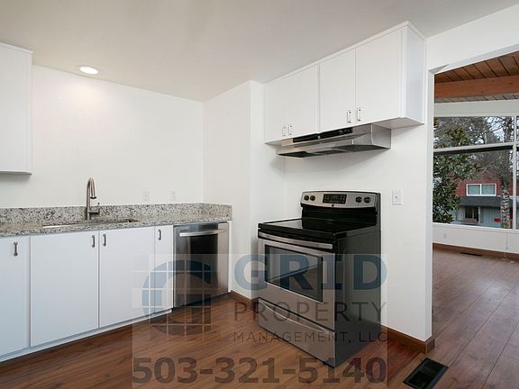 5th image of 630-636 2nd St #632