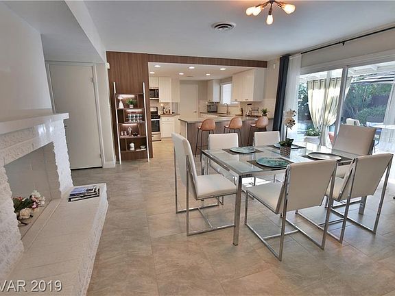 3rd image of 3519 Maricopa Way
