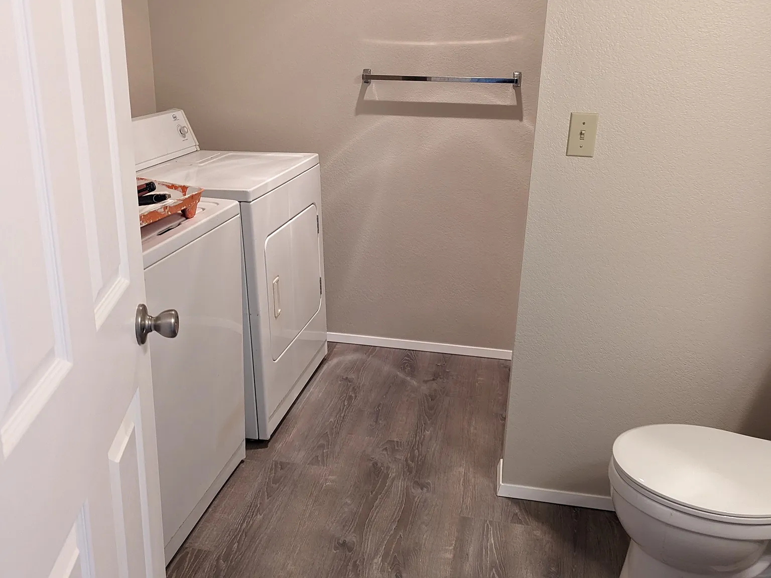 Borst Park Apartments — Photo 2