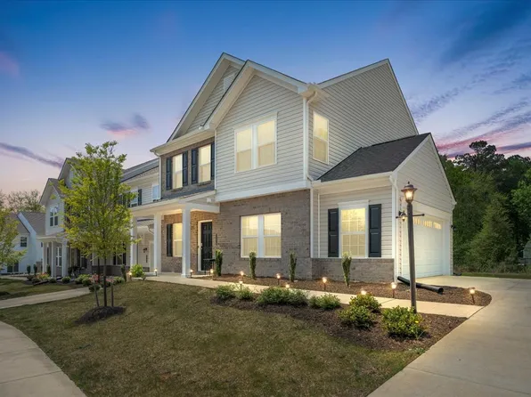 11318 Ellingshire Ct #1, Chester, VA 23831