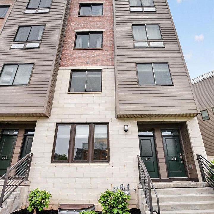 1st image of 305 Lakeview Ct Building 300