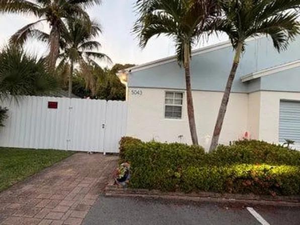 5043 NW 5th St, Delray Beach, FL 33445