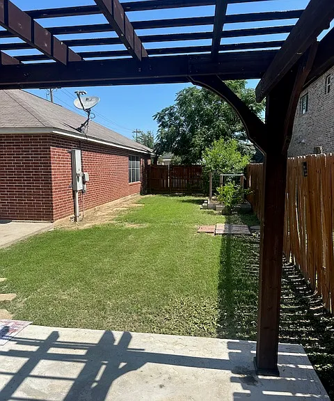 5229 Brewster Dr — Photo 19