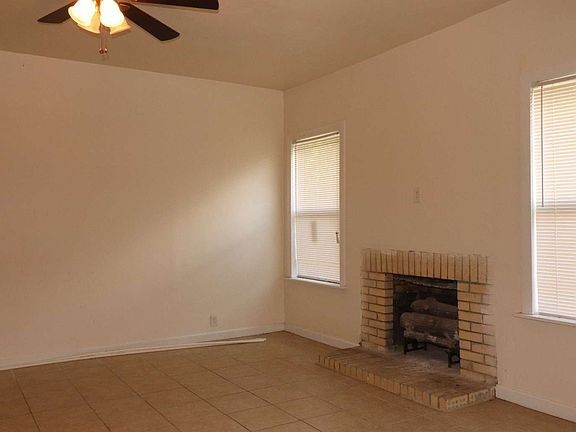 4th image of 508 Helvenston St SE