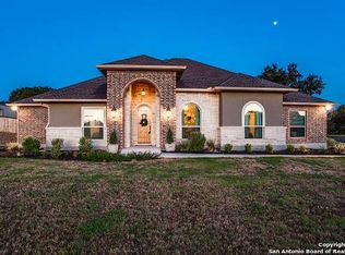 113 Bobby Lynn Dr, Adkins, TX 78101