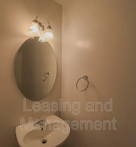 8811 Kellum Dr — Photo 10