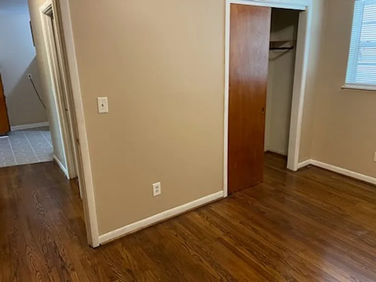 609 Idlewild Cir — Photo 7