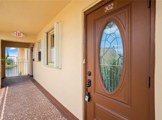 2811 N Pine Island Rd APT 302, Sunrise, FL 33322