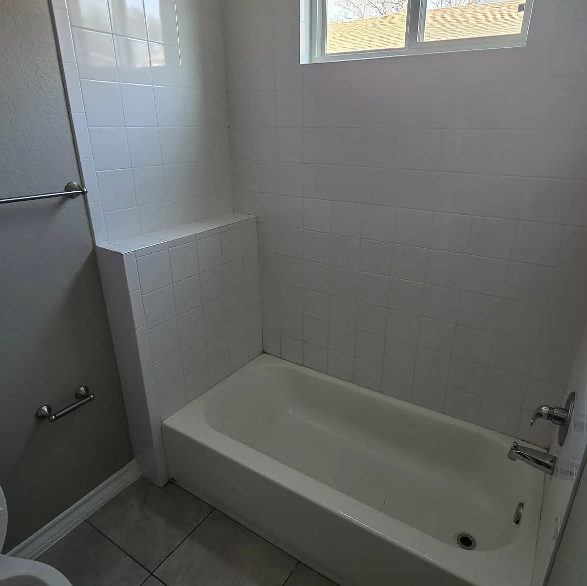 3 bed, 1120 sqft, $1,100 — Photo 4