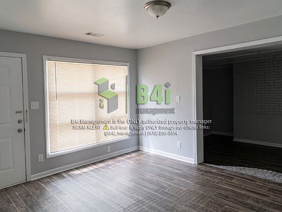 3rd image of 928 Needle Dr