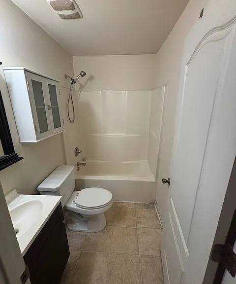 401 McCullough Ave NE — Photo 8
