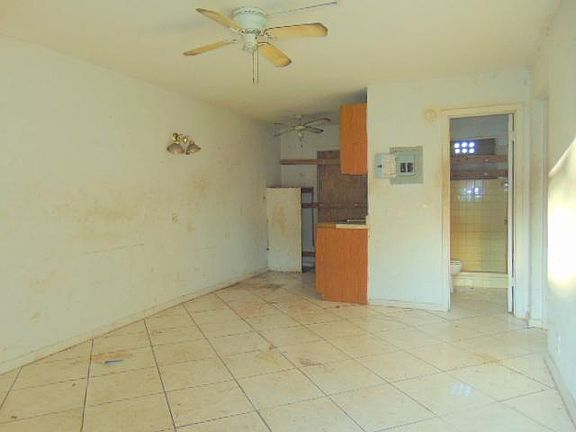 3rd image of 1301 NW 2nd St