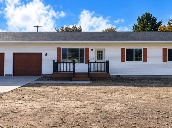 4668 McNichol Ave, Oscoda, MI 48750