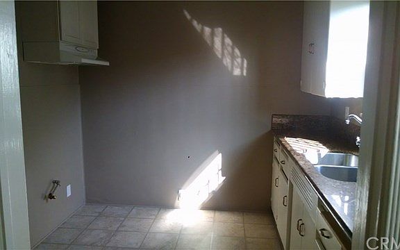 5th image of 6454 Easton St