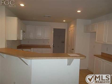 3rd image of 4425 NE 15th Ave