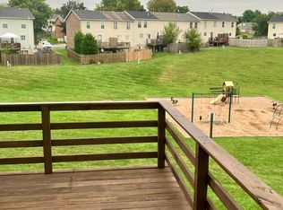 128 Little River Dr, Winchester, VA 22602
