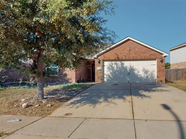 6133 Chalk Hollow Dr, Fort Worth, TX 76179