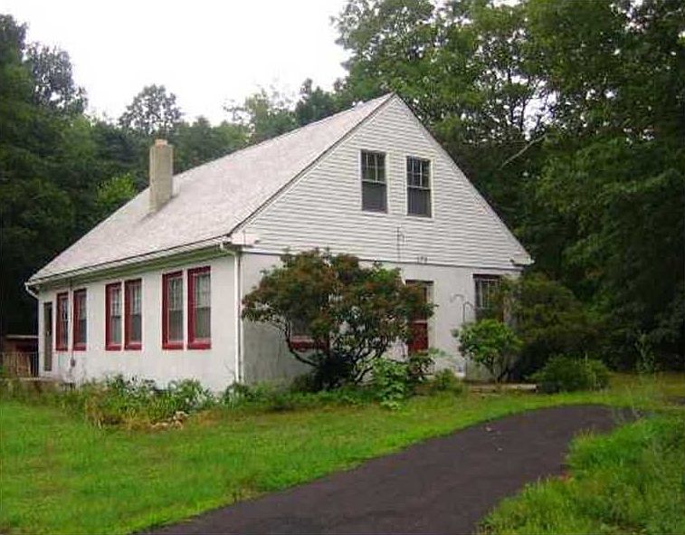 1st image of 270 Scituate Ave