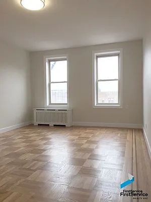 Rented by FirstService Realty (legacy) | media 15