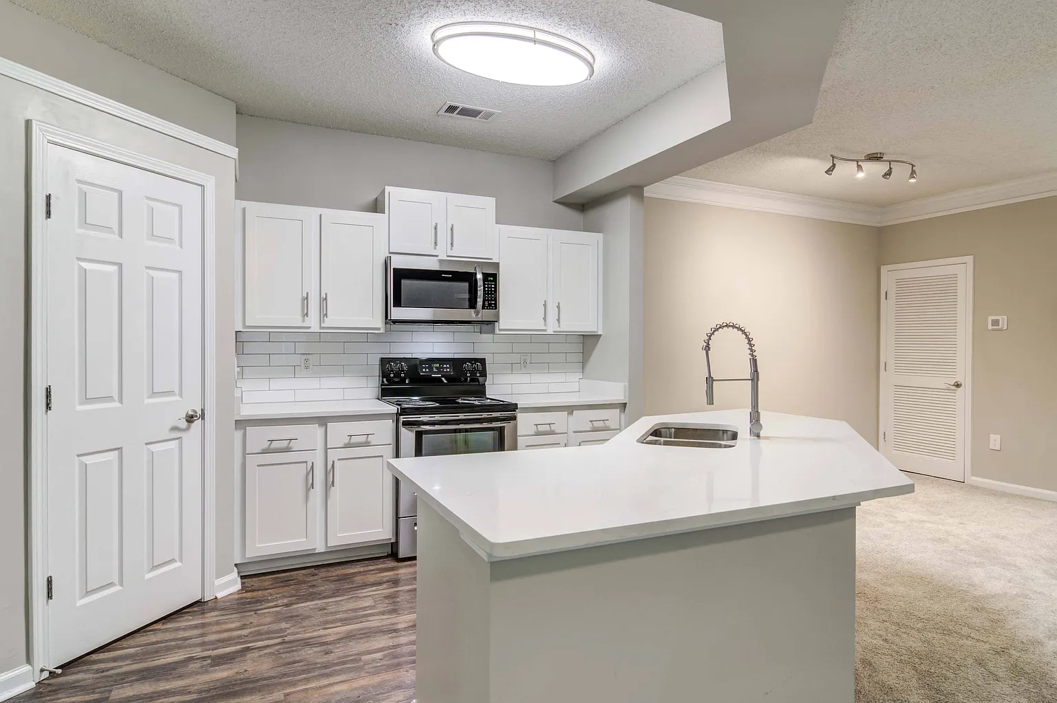 1 Sycamore Ln #500311 photo 1