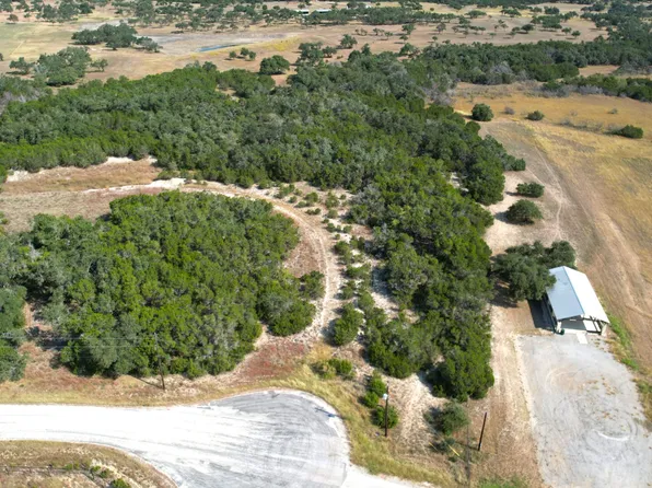 729 Vista Springs Dr, Spring Branch, TX 78070