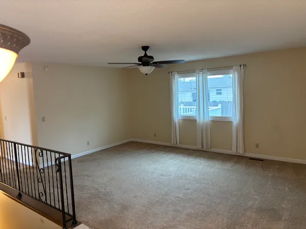 2819 W Savannah Ave, Wichita, KS 67217