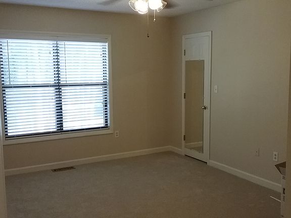 5th image of 1004 Cranberry Cir #55-B