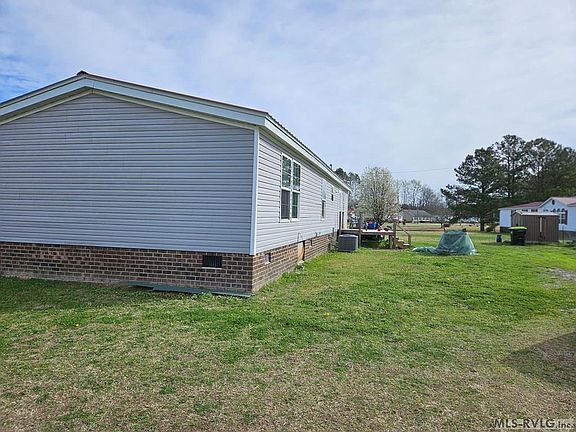 4th image of 152 Blake Dr