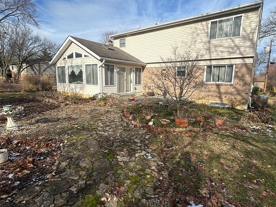 2nd image of 3517 Cherryhill Dr