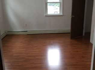 252 W State St, Quarryville, PA 17566
