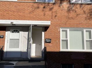 10059 Frontage Rd #F, Skokie, IL 60077