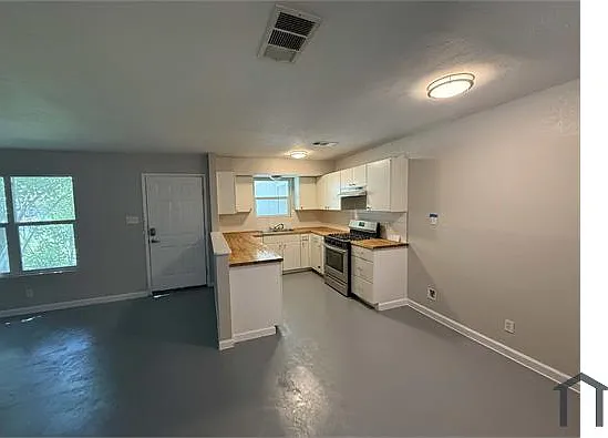 2 bed, 874 sqft, $1,501 — Photo 3